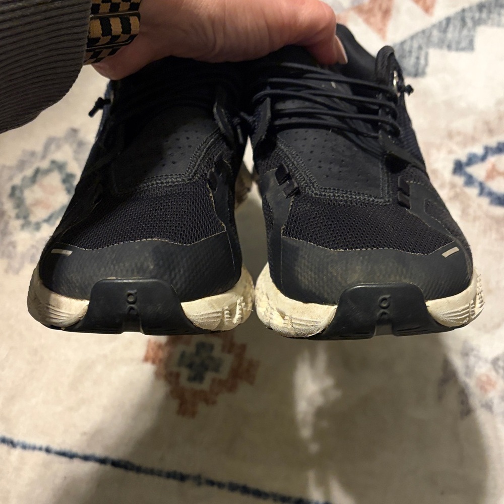 On Running Womens Black and White Sneakers size 6.5 - Picture 4 of 12